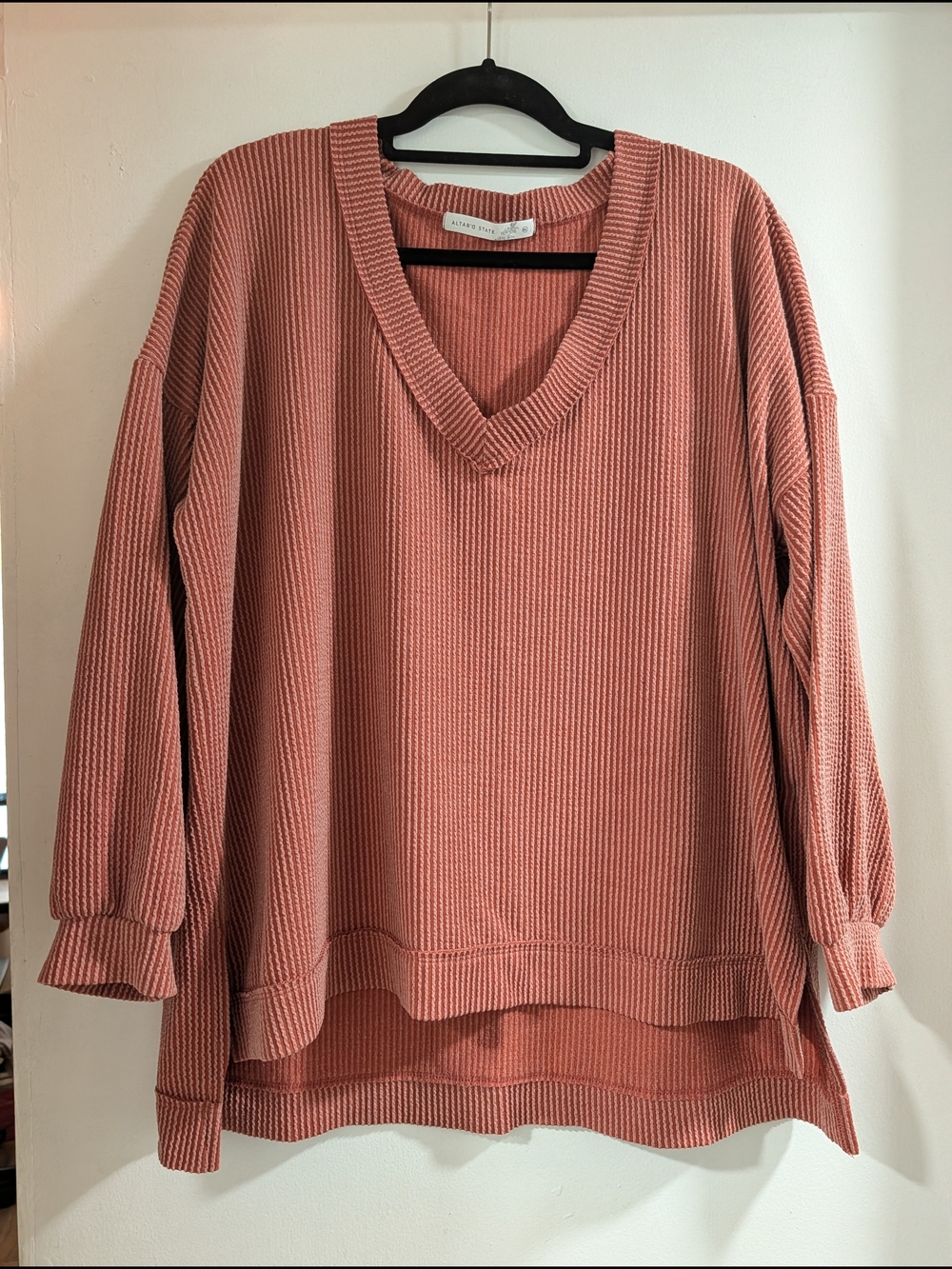 Altar'd State Dusty Rose V-Neck Ribbed Sweater